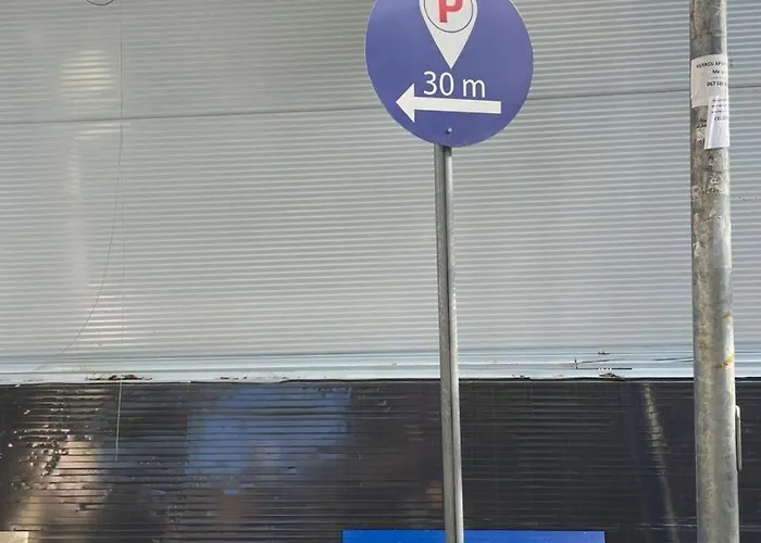 Central Stay Tirana 公寓